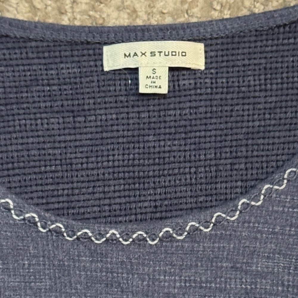 Navy Ruffle Sleeve Tee - Picture 2 of 4